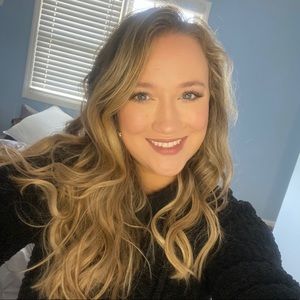 Meet your Posher, Savannah